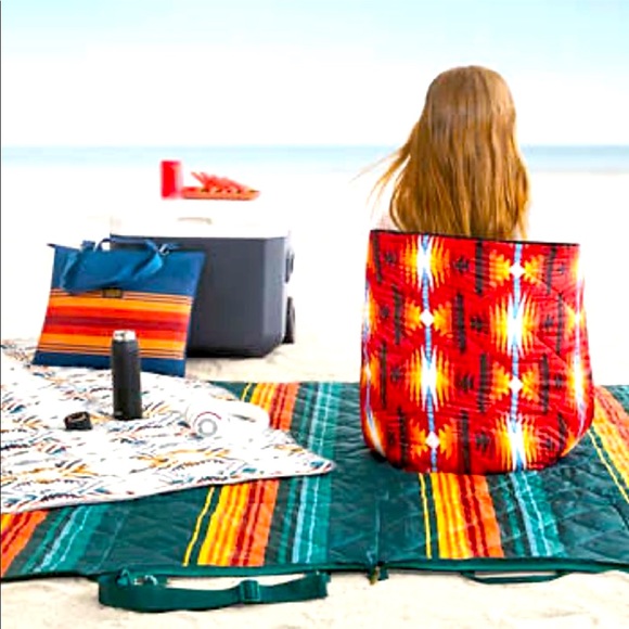 NWT PENDLETON Outdoor Packable Blanket 60X72 multi purpose blanket Red/… - Picture 4 of 14